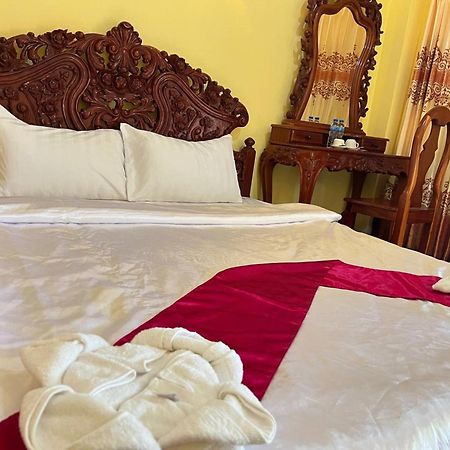 Lotus Blanc Homestay Μπατταμπάνγκ Εξωτερικό φωτογραφία