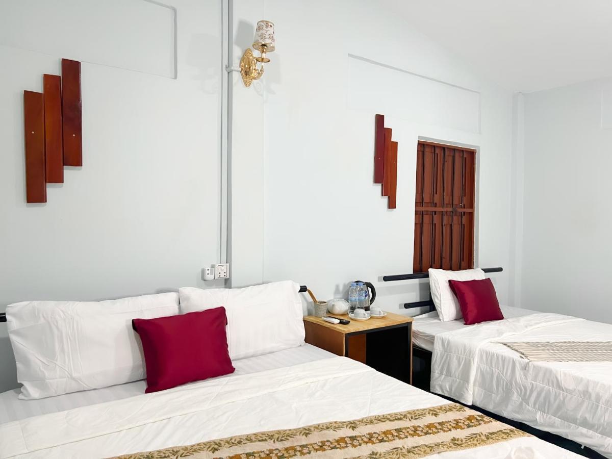 Lotus Blanc Homestay Μπατταμπάνγκ Εξωτερικό φωτογραφία