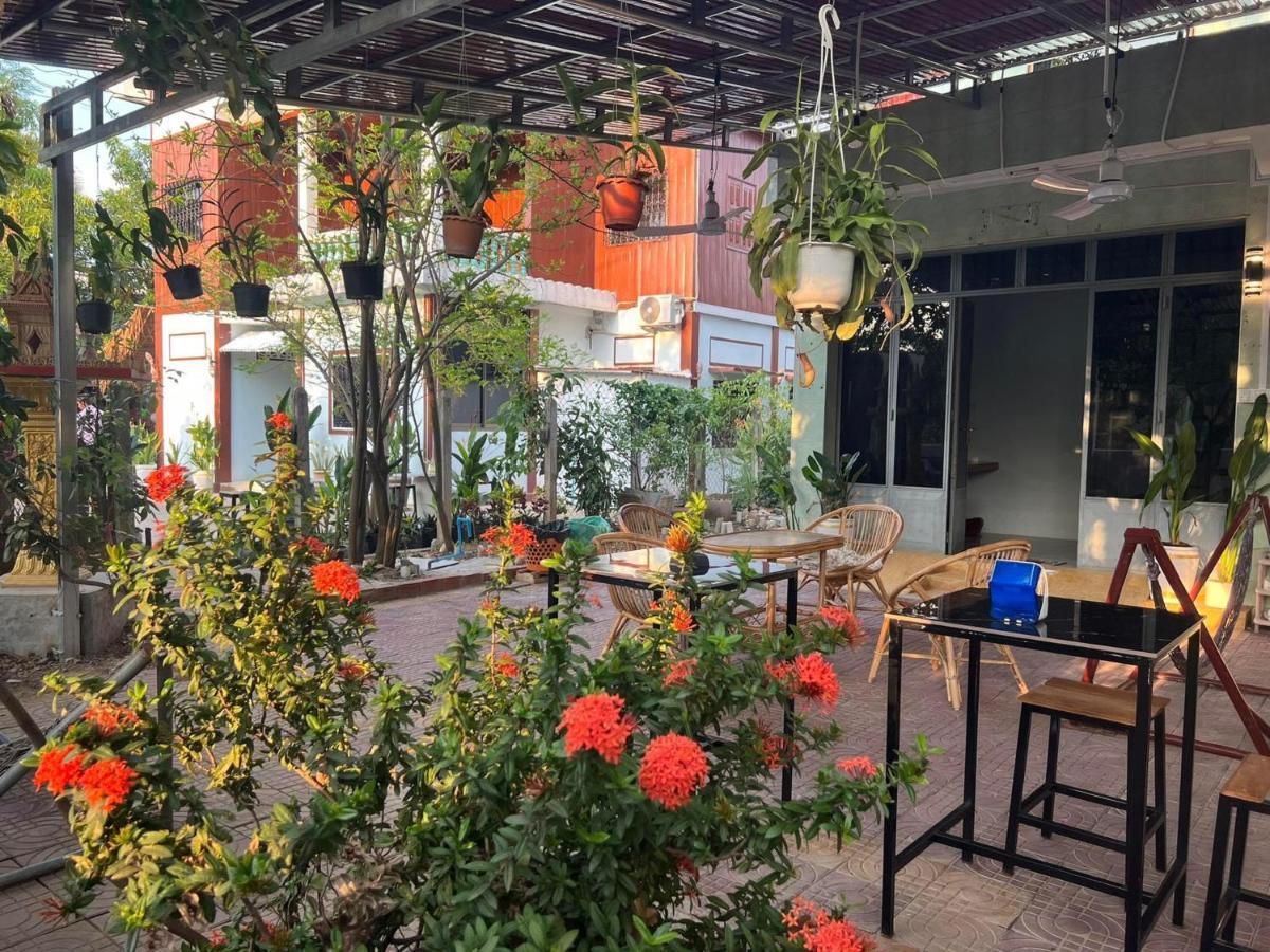 Lotus Blanc Homestay Μπατταμπάνγκ Εξωτερικό φωτογραφία