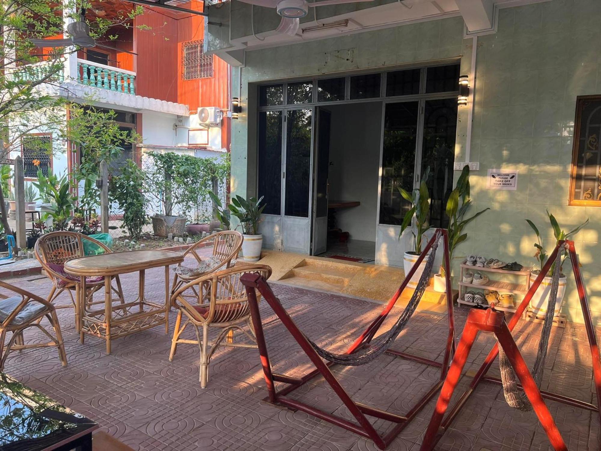 Lotus Blanc Homestay Μπατταμπάνγκ Εξωτερικό φωτογραφία